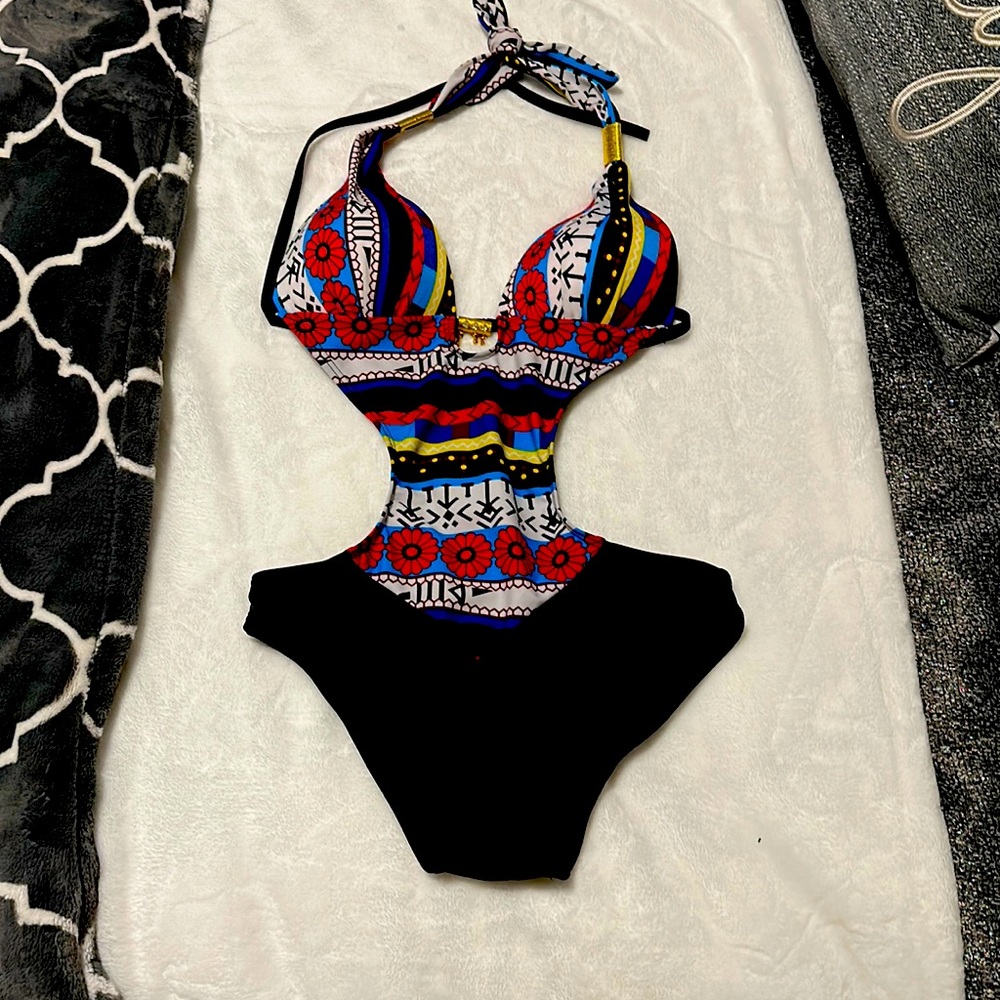 NWOT Super sexy bathing suit